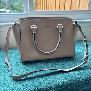 Michael Kors purse blush/cream